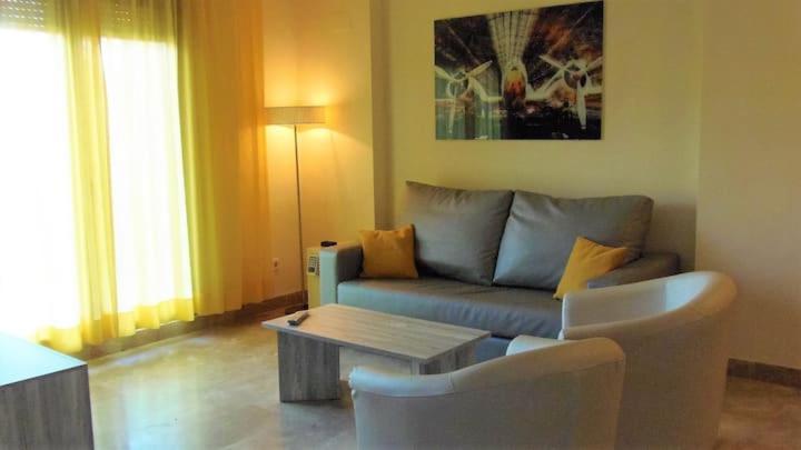 Apartamento Espacioso Muy Tranquilo Con Piscinas Y Jardines Cercano A La Playa Естепона Екстериор снимка